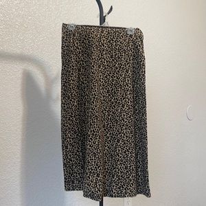 Old navy cheetah print skirt